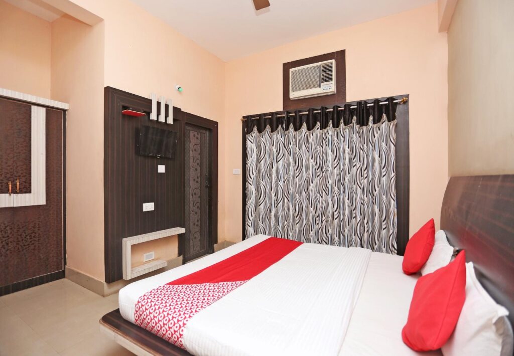 Пури: Hotel Sai Raghunath Palace by OYO