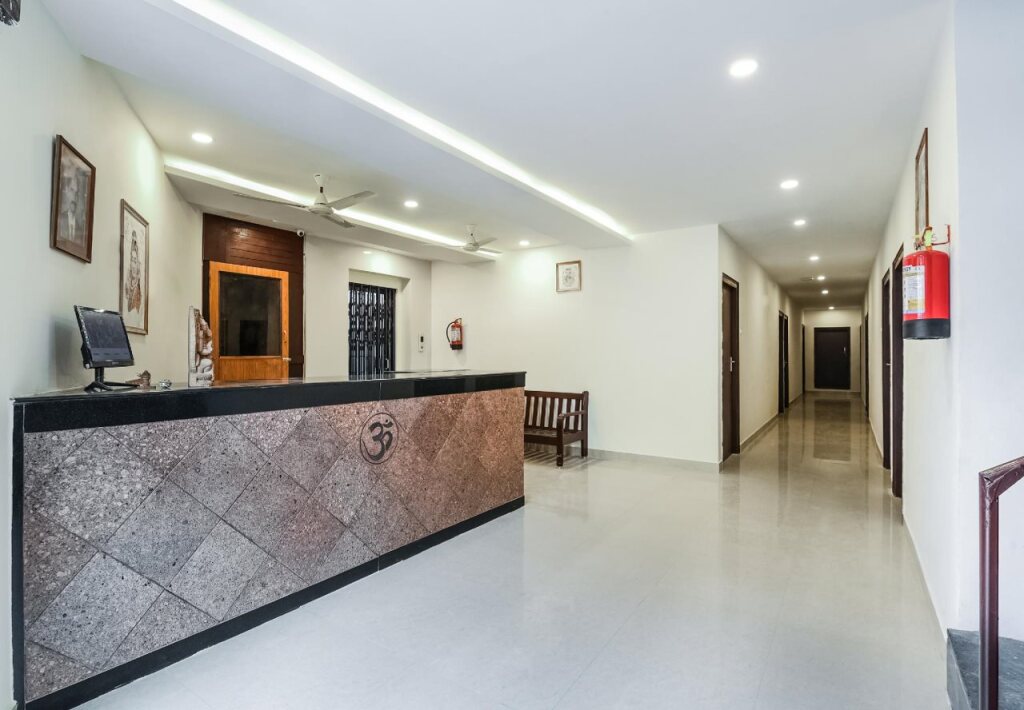 Висакхапатнам: Hotel Gayatri By OYO Rooms