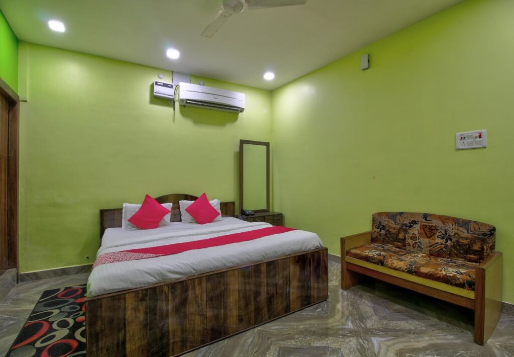Дханбад: Hotel Shubham International by OYO Rooms