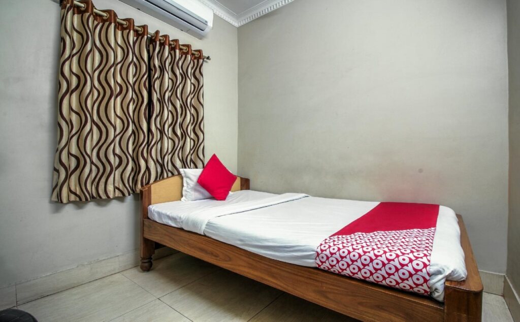 Джамшедпур: Hotel Ashirwad By OYO Rooms
