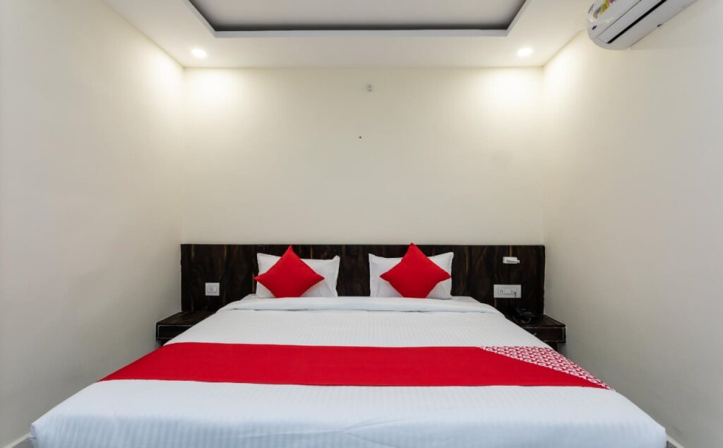 Бхопал: Hotel HTC By OYO Rooms
