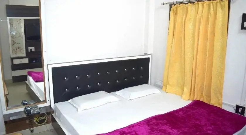 Кота: Hotel Gokul