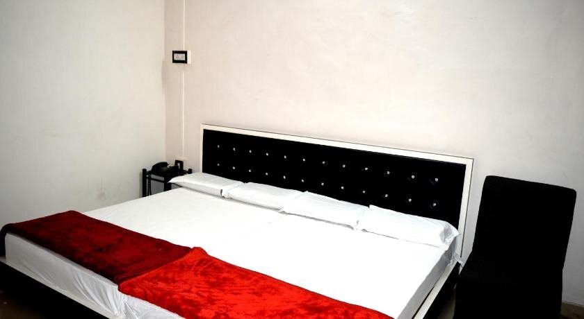 Кота: Hotel Gokul