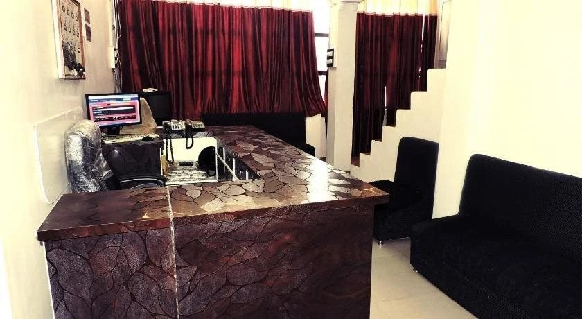 Кота: Hotel Gokul