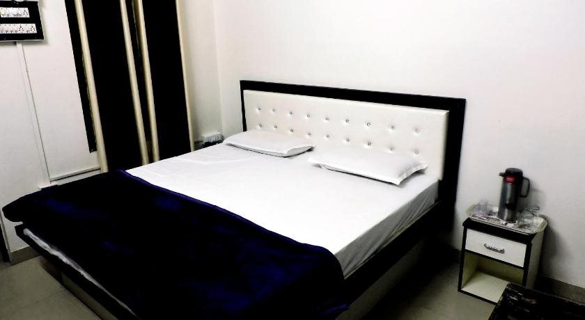 Кота: Hotel Gokul