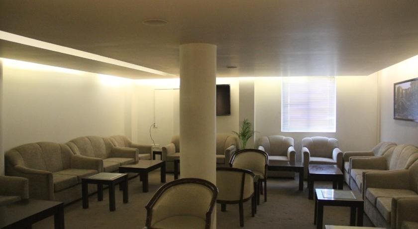 Лудхиана: The Court Yard Hotel