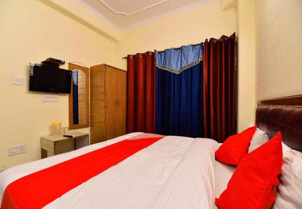 Шимла: Hotel Royal View by OYO Rooms