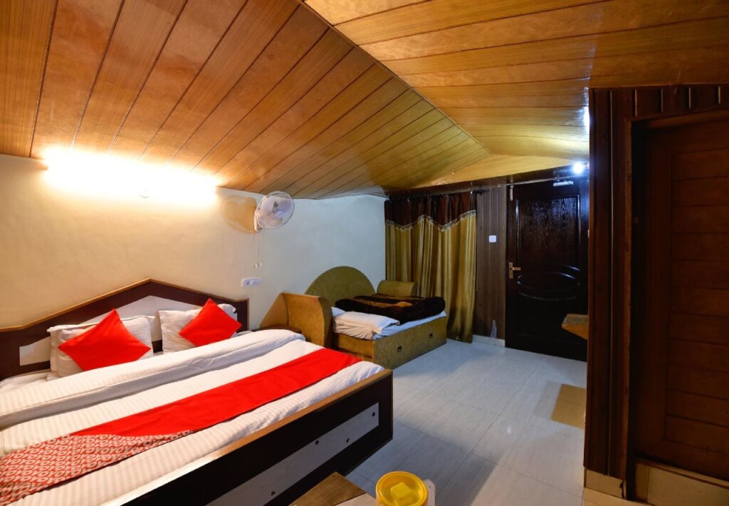 Шимла: Hotel Royal View by OYO Rooms
