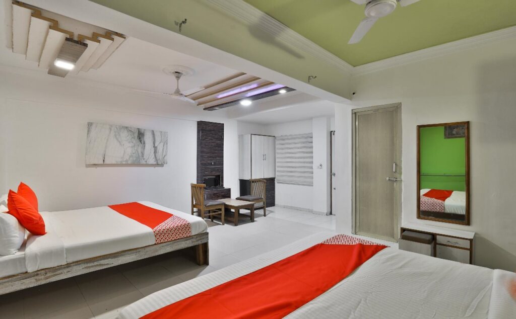 Ахмедабад: Hotel Krishna By OYO Rooms