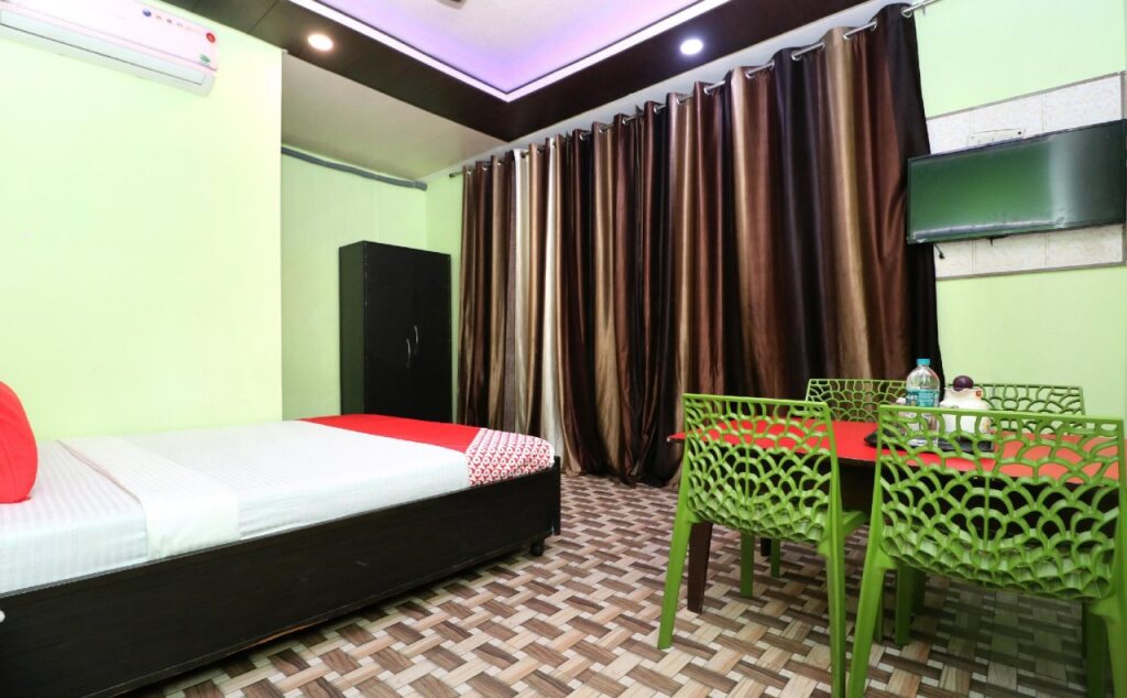 Мохали: Hotel Piyush by Oyo Rooms