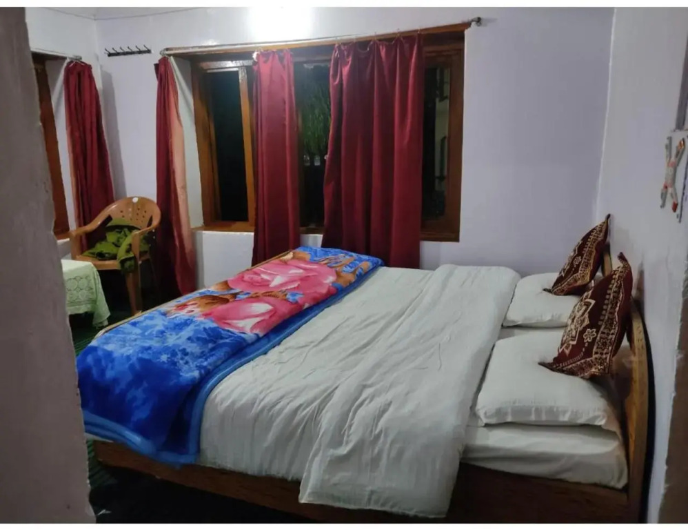 Пахалгам: Hotel Zebrina, Pahalgam
