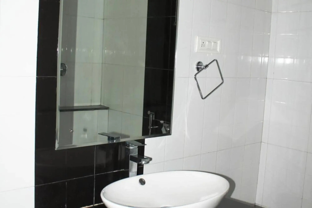 Шринагар: Grand Rayan Hotel