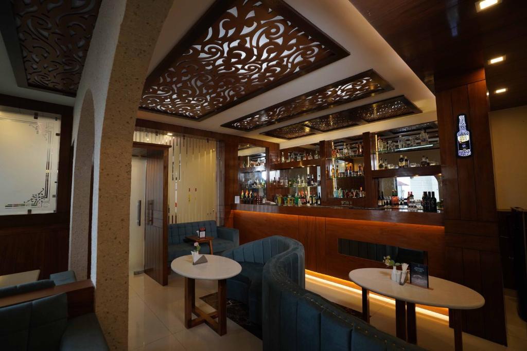 Куфри: The Twin Towers Hotel New Kufri