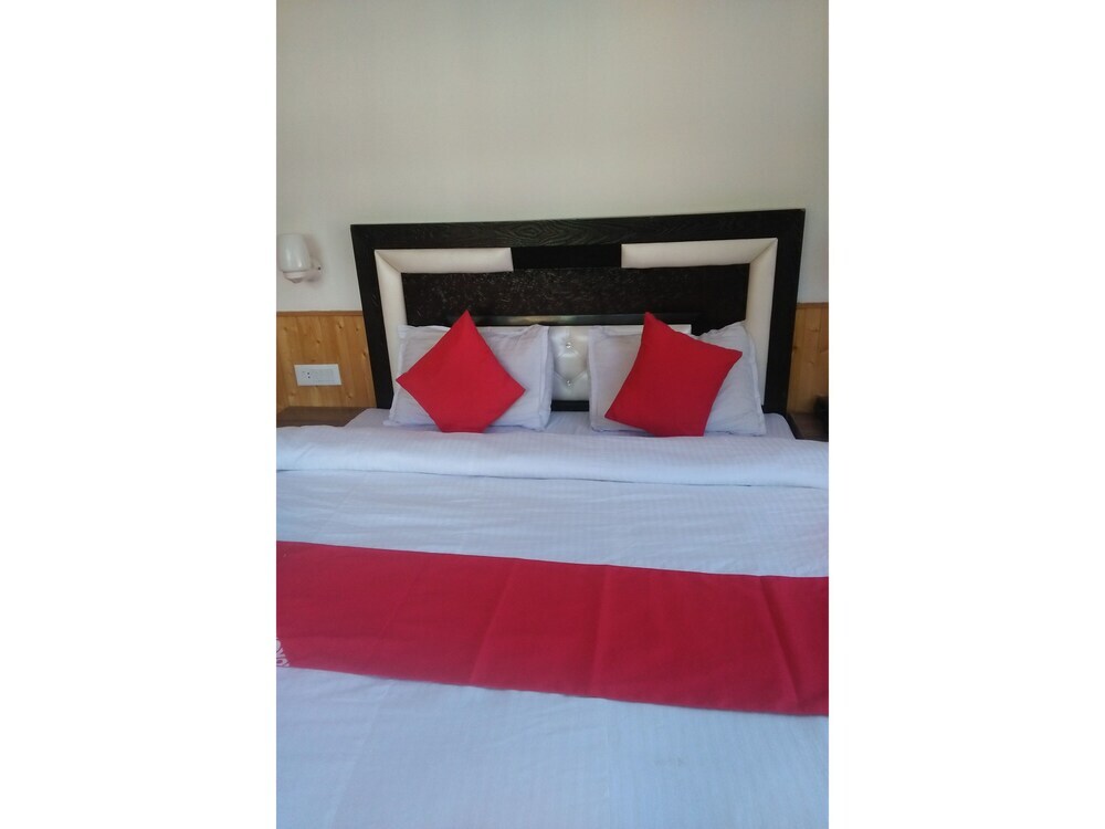 Манали: Hotel Touchwood Shubh Dev by OYO Rooms