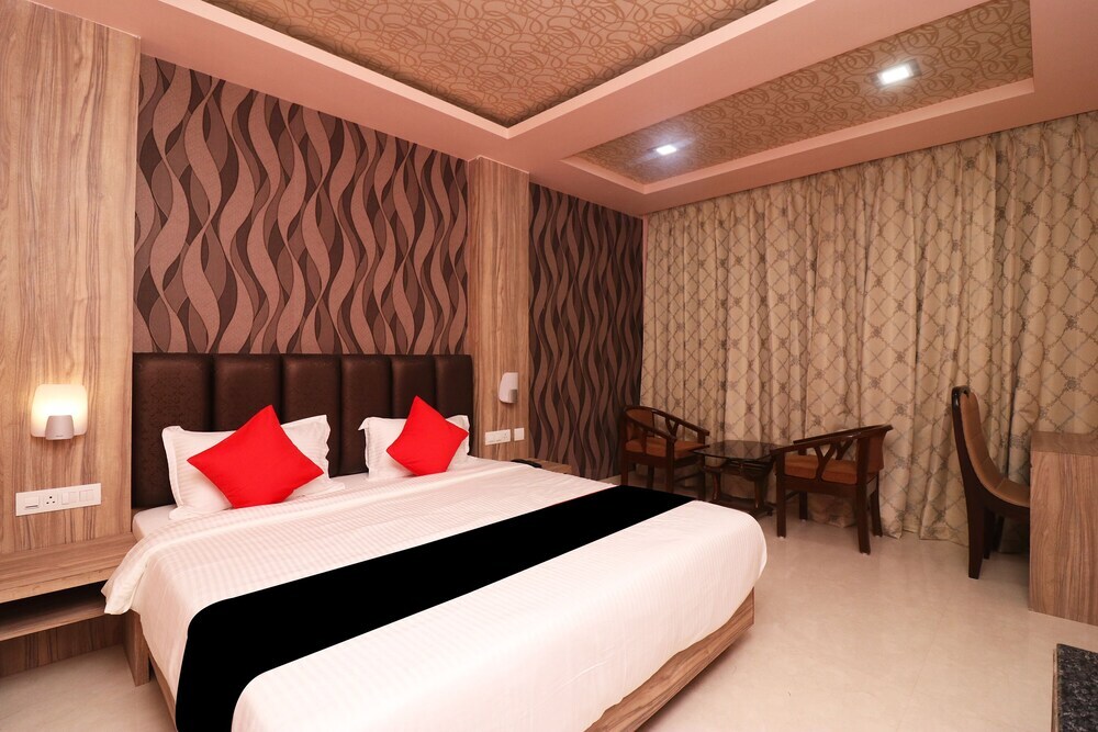 Пури: Hotel Vip Square by OYO Rooms
