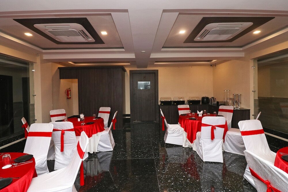 Пури: Hotel Vip Square by OYO Rooms