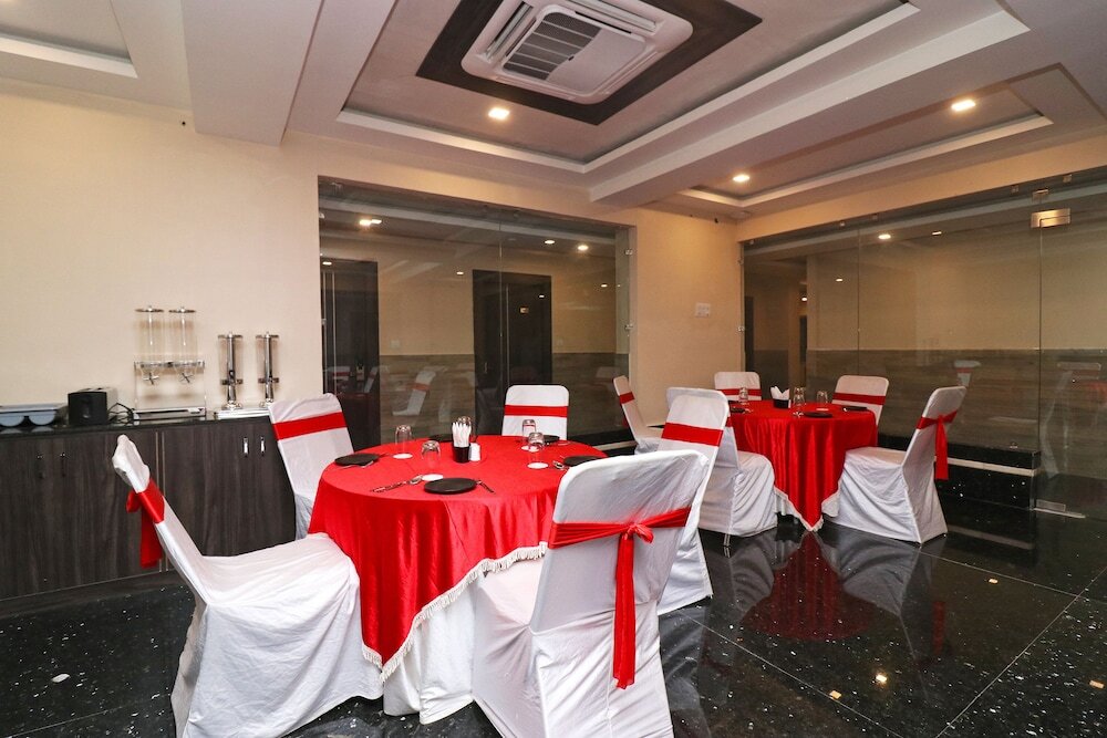 Пури: Hotel Vip Square by OYO Rooms