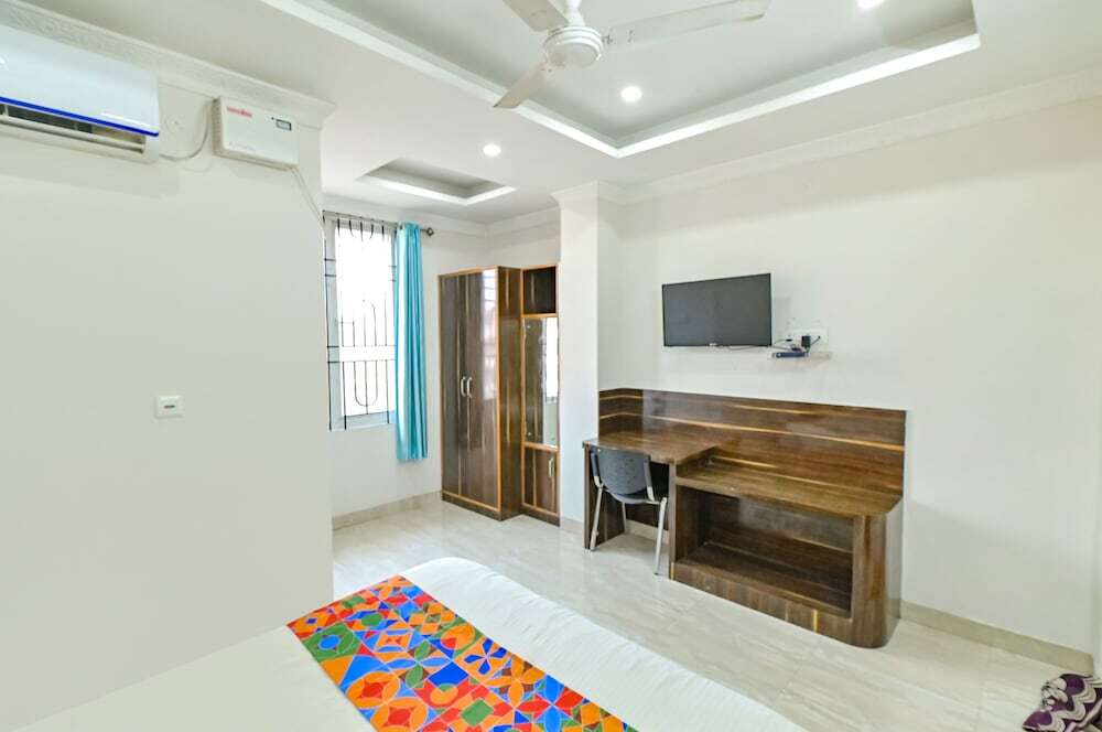 Гувахати: Fabhotel Good Luck Residency