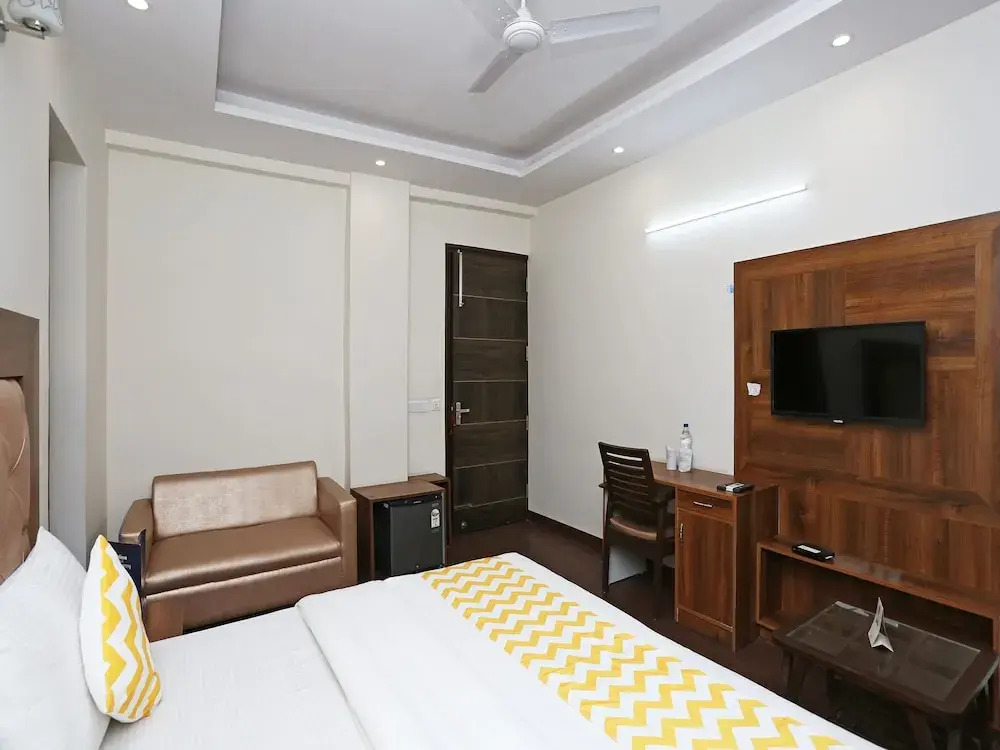 Hotel Tavishk by OYO Rooms — фото 5