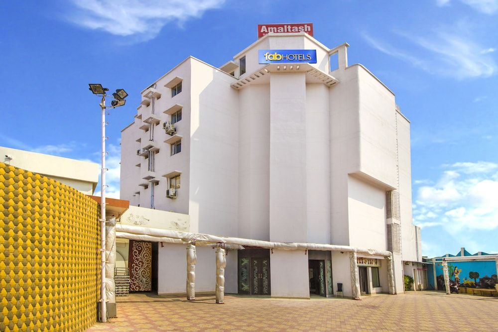 Ранчи: FabHotel Amaltas