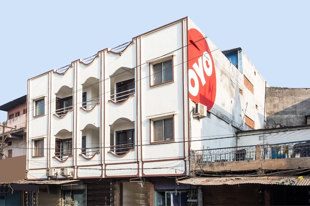 Бхопал: Hotel Aditya Regency by OYO