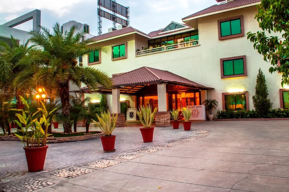 Индаур: Jalsa Resorts