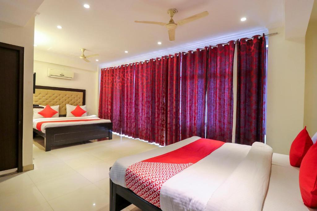 Дехрадун: Oyo 47457 Hotel Amber Palace