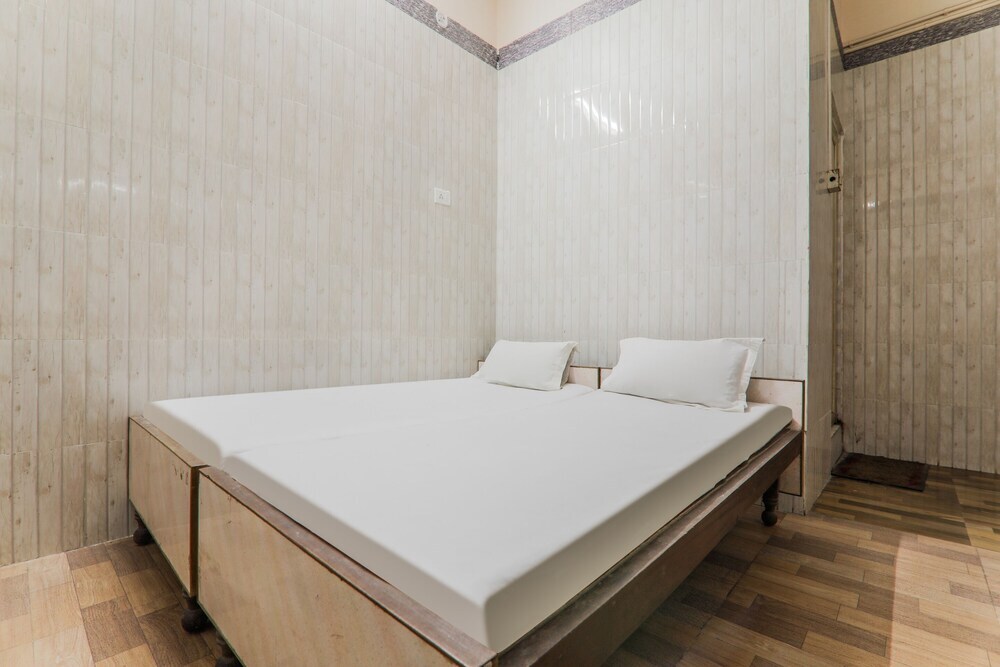 Варанаси: Hotel Venkatesh by OYO Rooms