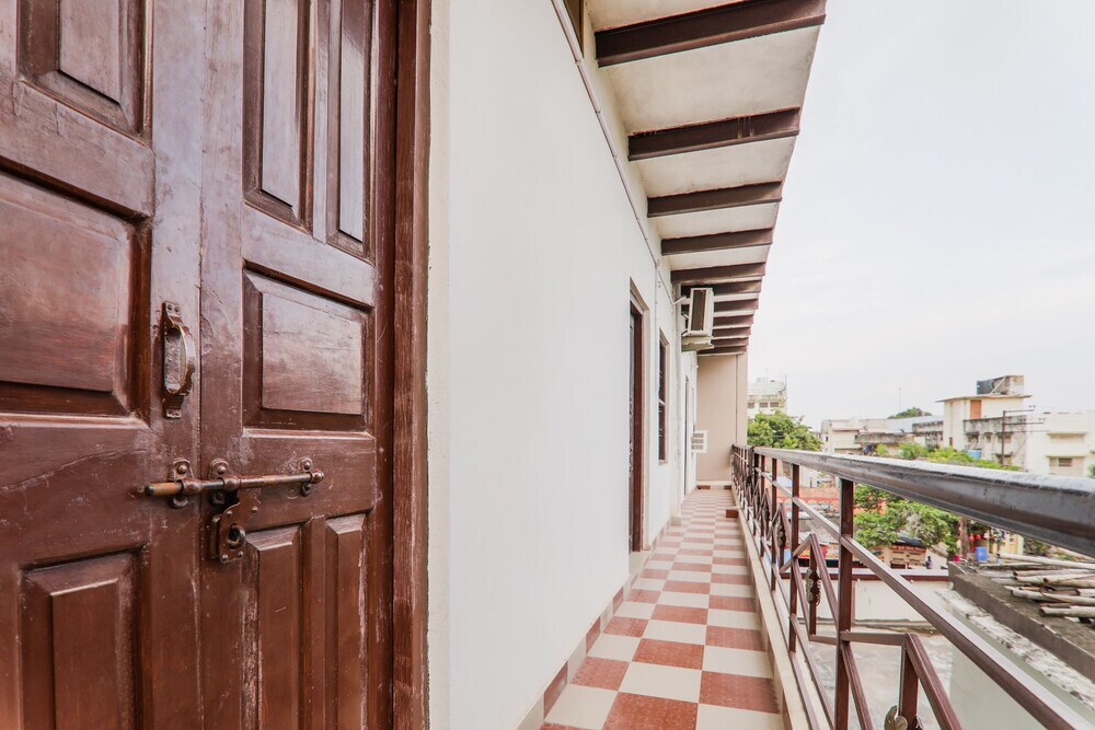 Варанаси: Hotel Venkatesh by OYO Rooms