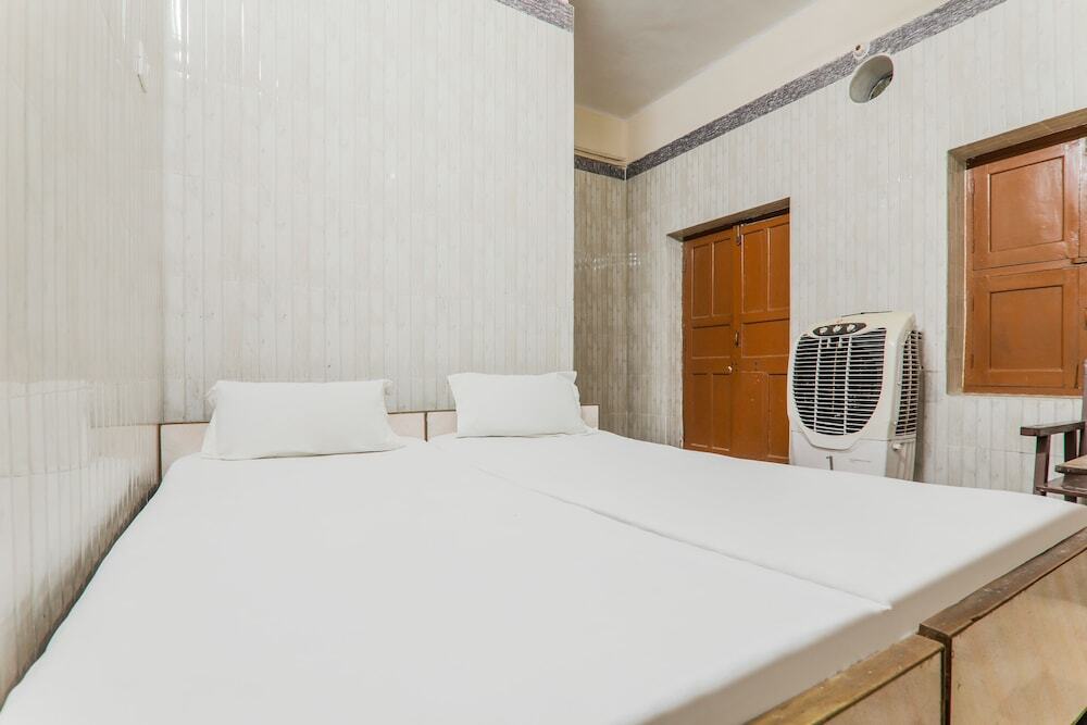 Варанаси: Hotel Venkatesh by OYO Rooms