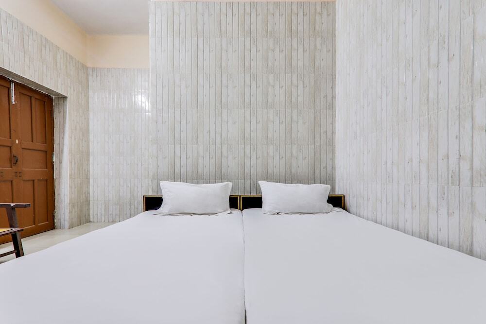 Варанаси: Hotel Venkatesh by OYO Rooms