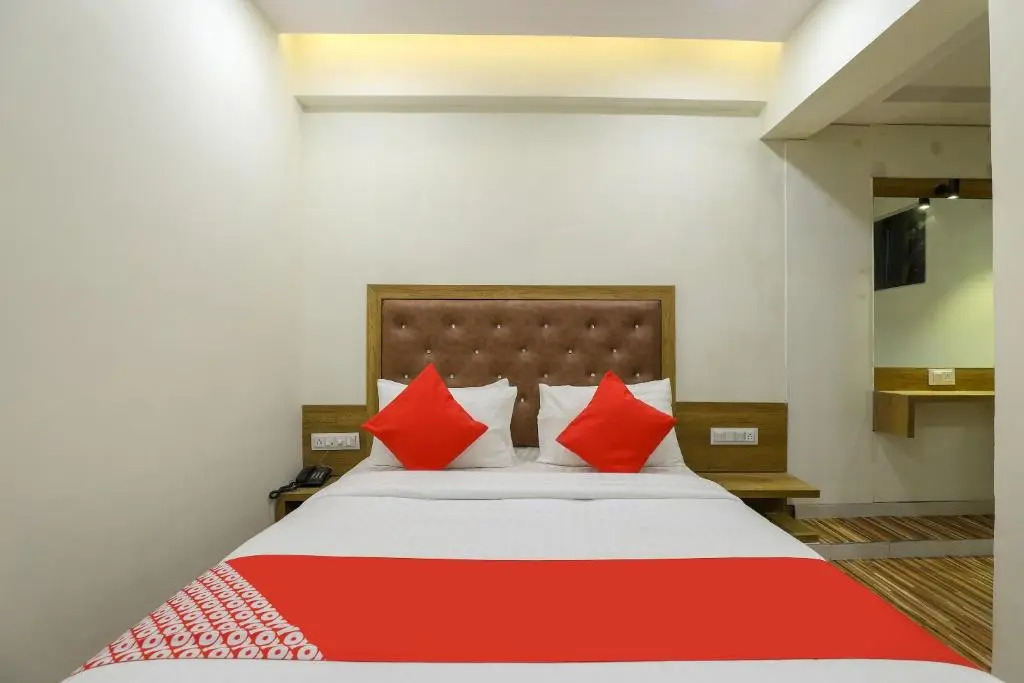 Ахмедабад: Hotel Shubham Inn by OYO Rooms