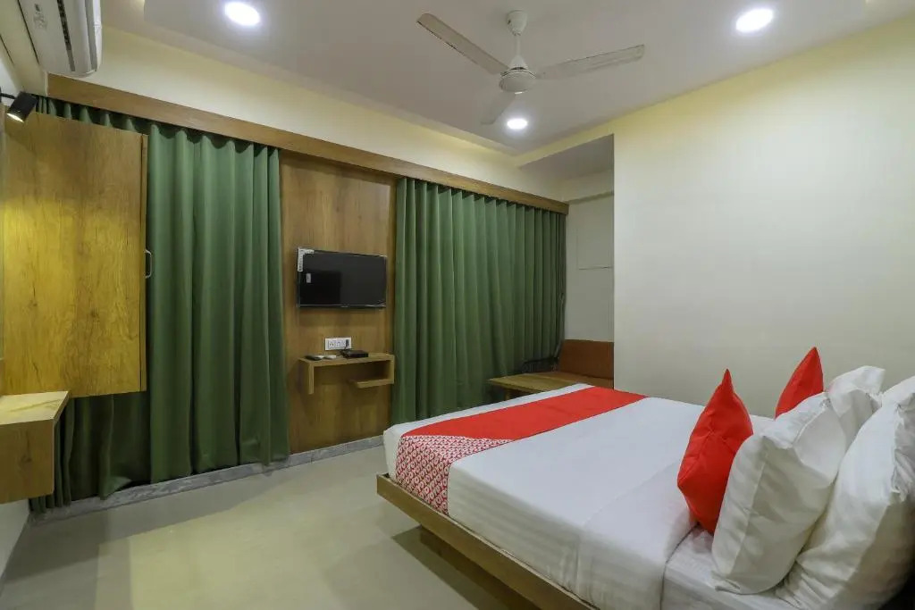 Ахмедабад: Hotel Shubham Inn by OYO Rooms