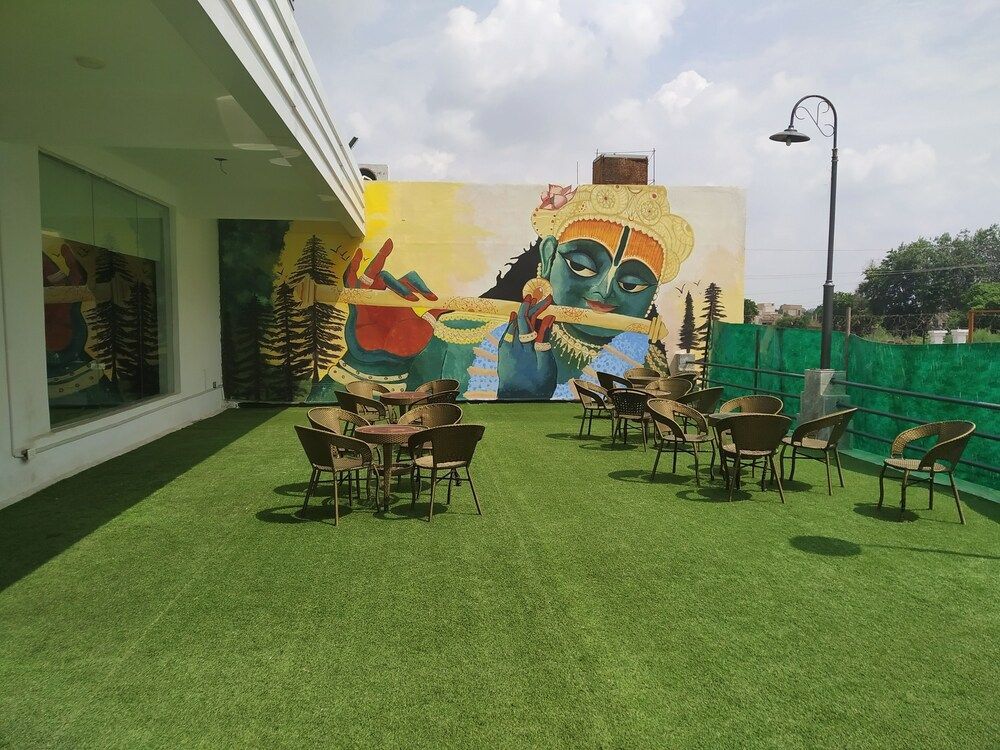 Матхура: Hotel Goldstone Elite Vrindavan