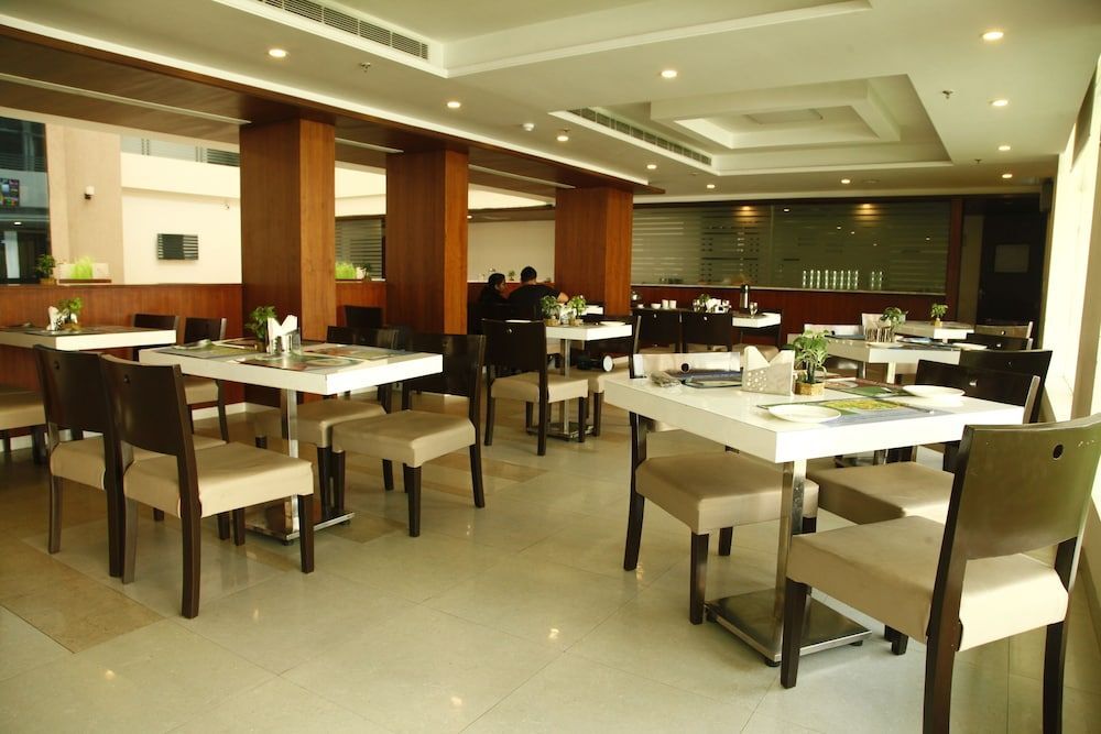 Матхура: Hotel Goldstone Elite Vrindavan