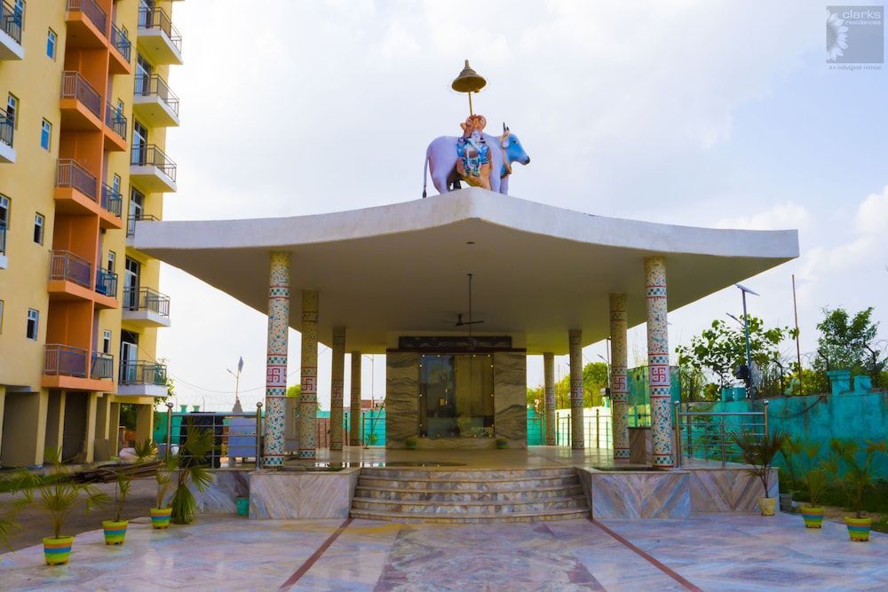 Матхура: Hotel Goldstone Elite Vrindavan