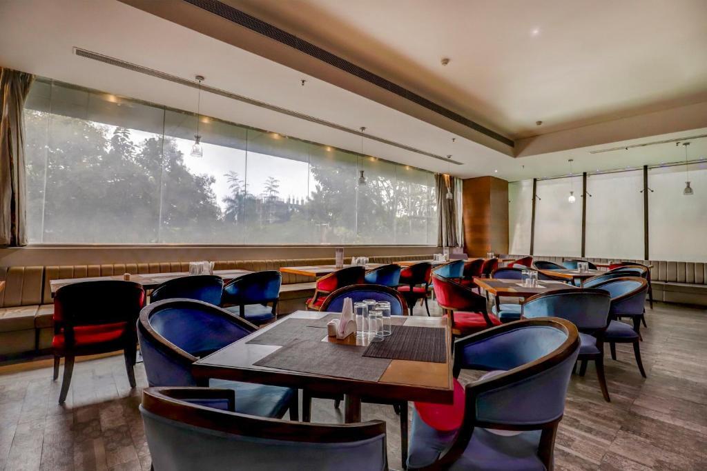 Amravati: hotel elements