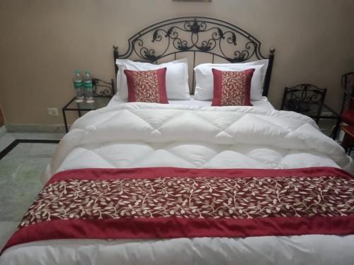 Гуруграм: Pamposh Guest House Gurgaon