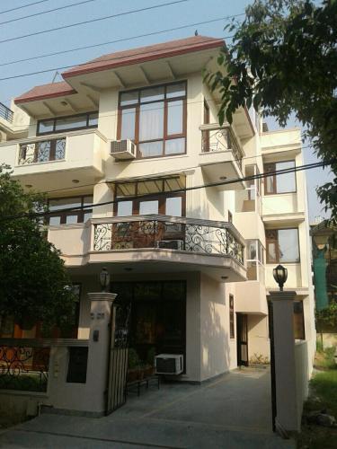 Гуруграм: Pamposh Guest House Gurgaon