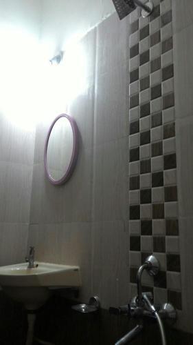 Даполи: Aadima Resorts