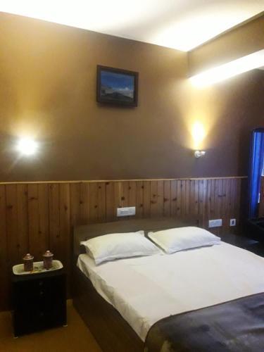 Пеллинг: Ravangla Hotel Happy Home