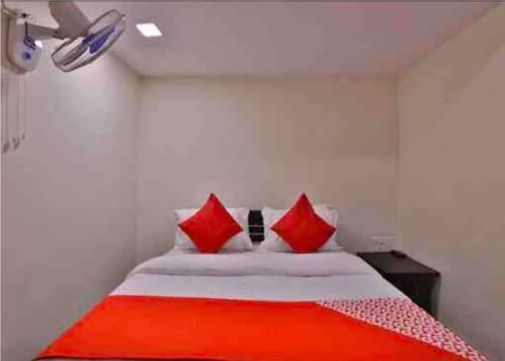 Ахмедабад: Hotel New Suryam