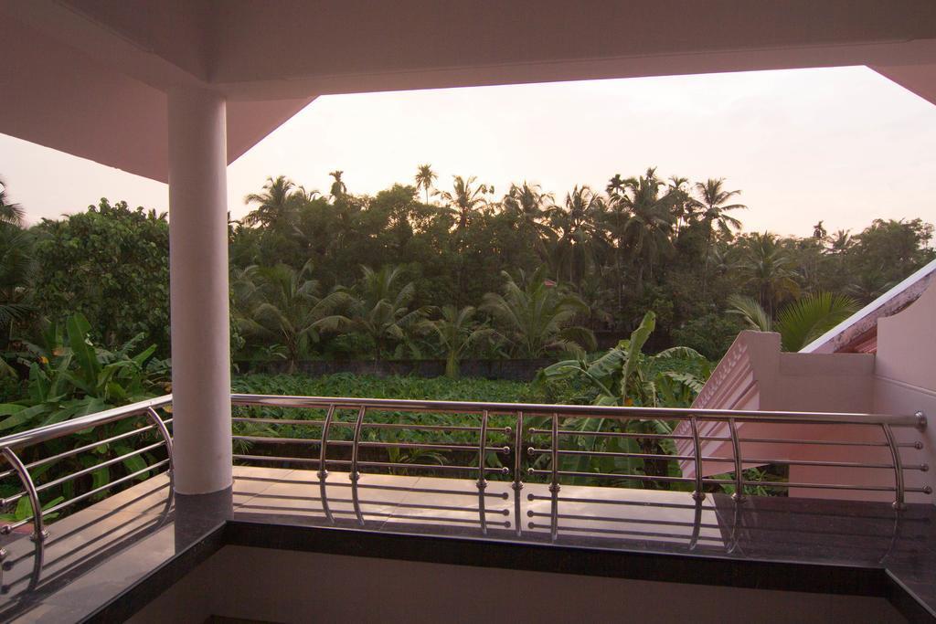 Кондотти: Common Grounds Guest House