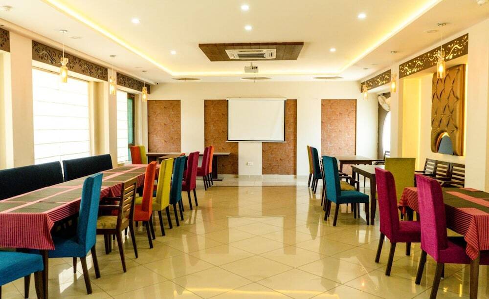 Кангра: juSTa Palampur Resort & Convention Centre