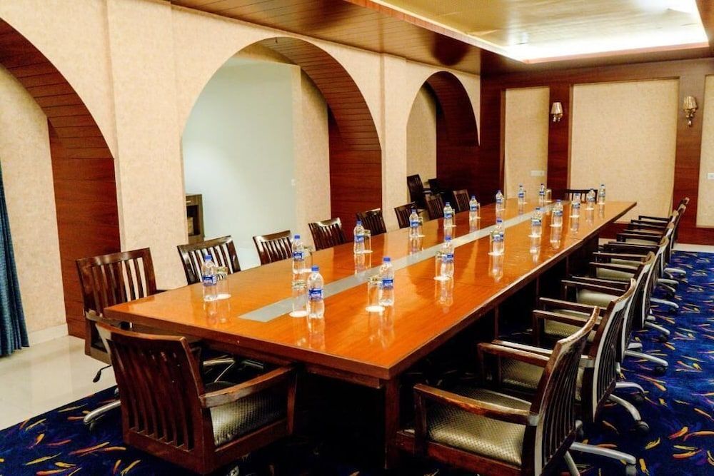 Кангра: juSTa Palampur Resort & Convention Centre