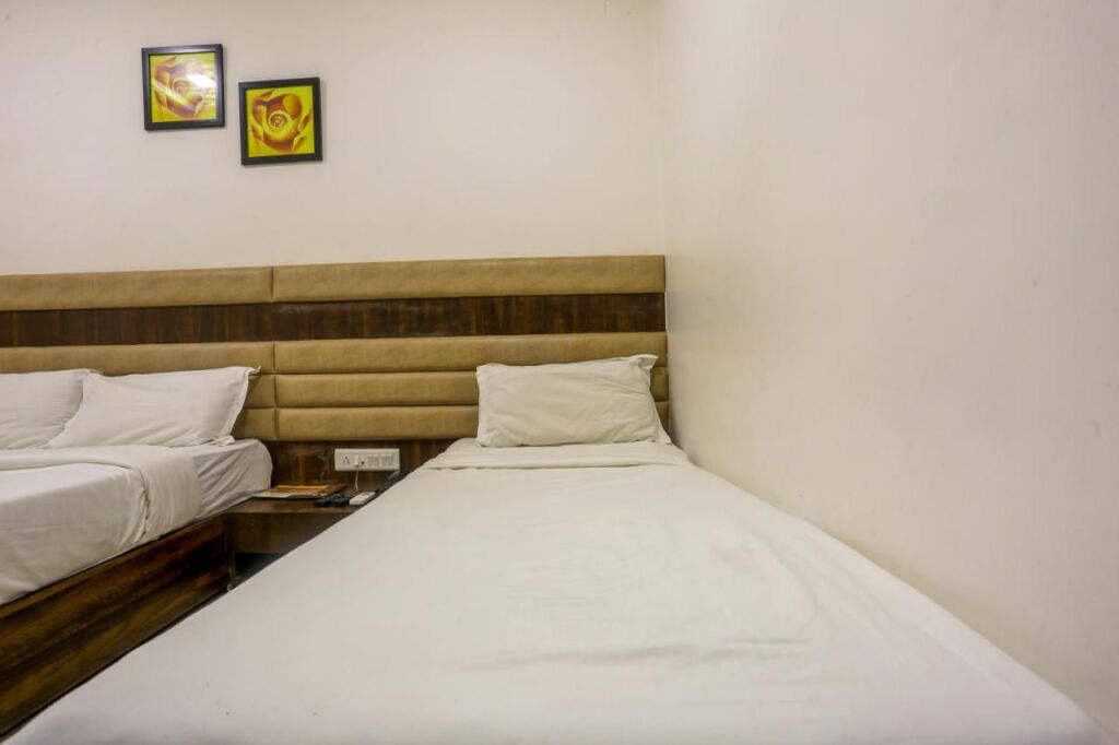 Мумбаи: Elvis Inn by FabExpress