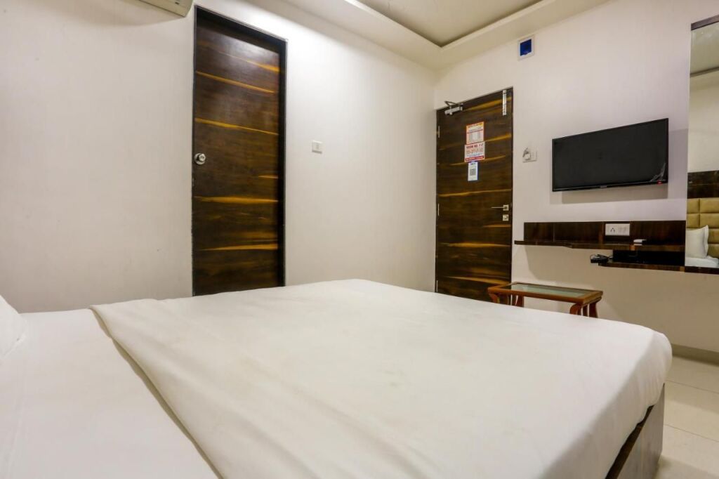 Мумбаи: Elvis Inn by FabExpress