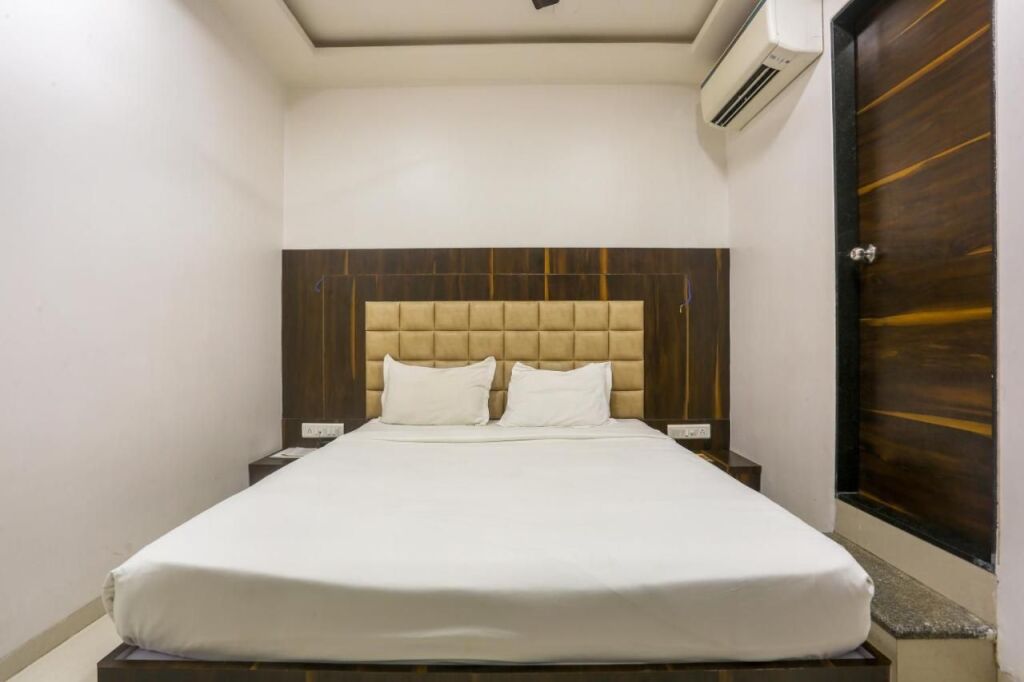 Мумбаи: Elvis Inn by FabExpress