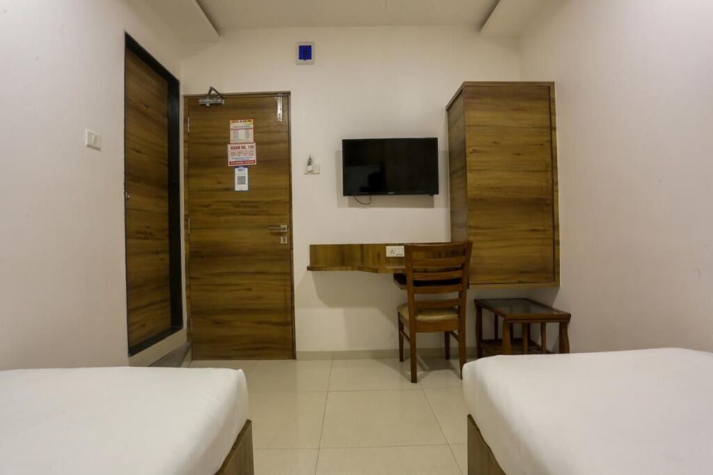 Мумбаи: Elvis Inn by FabExpress