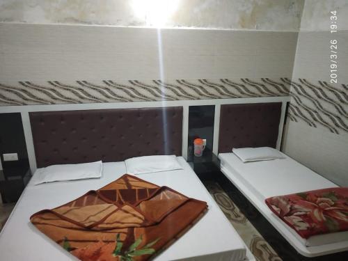 Катра: Vidya Guest House